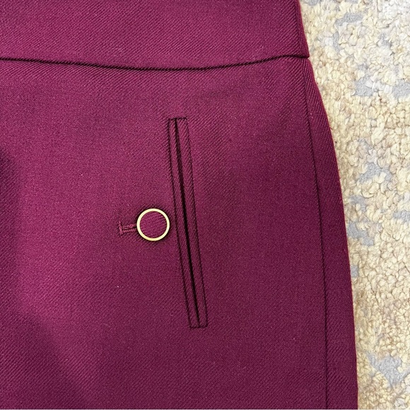 Ann Taylor LOFT Maroon Size 10 Classic Skirt - Picture 3 of 11
